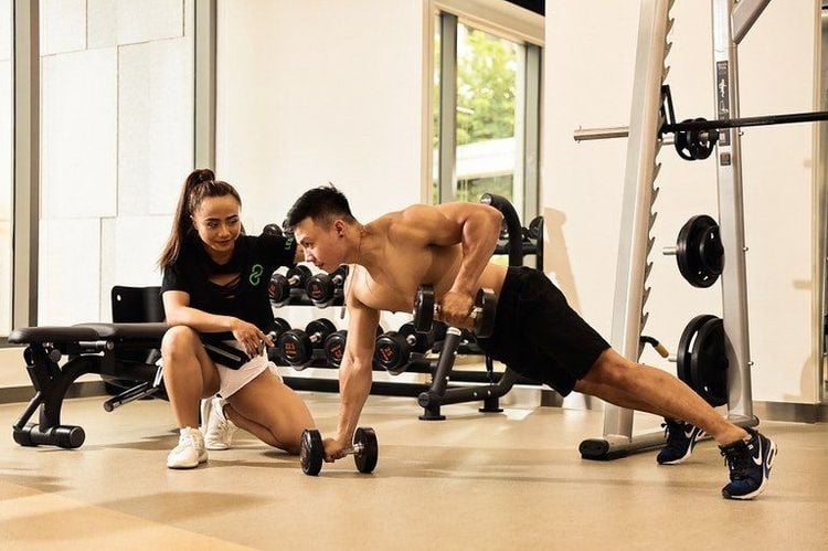 1 tiếng tập gym đốt cháy bao nhiêu calo?