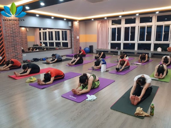 CLB Yoga Phòng Tập Xanh quận Bình Tân