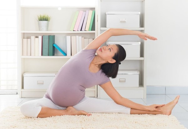 Yoga bầu giúp phụ nữ thư giãn, cân bằng cảm xúc