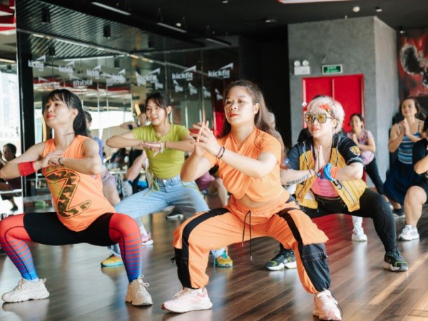 Trang phục và thiết bị cần thiết cho Zumba