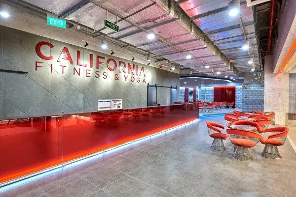 California Fitness Center - Phòng tập gym quận 10 California Fitness Center - Phòng tập gym quận 10