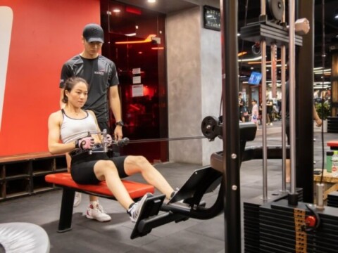 Tập Gym đốt cháy bao nhiêu calo trong vòng 1 tiếng?
