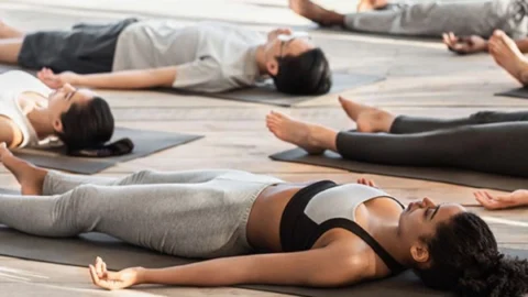 Yoga Nidra là gì? Lợi ích của việc tập Yoga Nidra