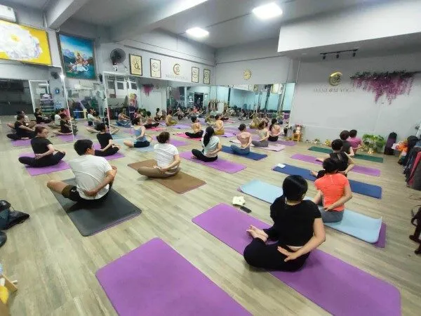 Trung tâm Mani Om Yoga