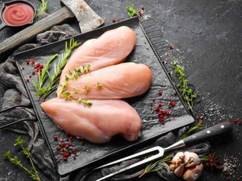 Giá trị dinh dưỡng của 300g ức gà